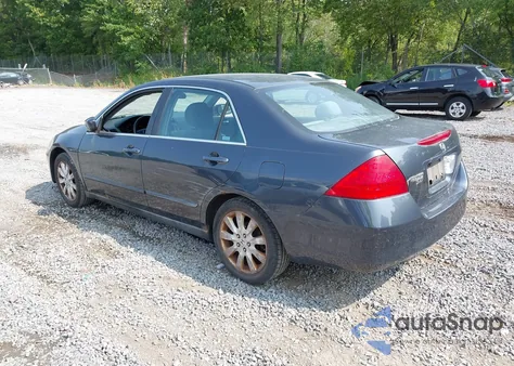 2007 Honda Accord 3.0 Se from USA, damaged, VIN 1HGCM66457A033712